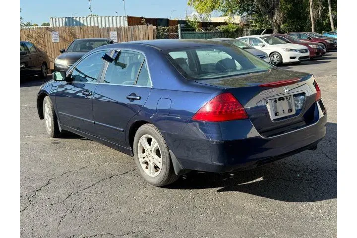 $4997 : Honda Accord 2006 LX Special image 3
