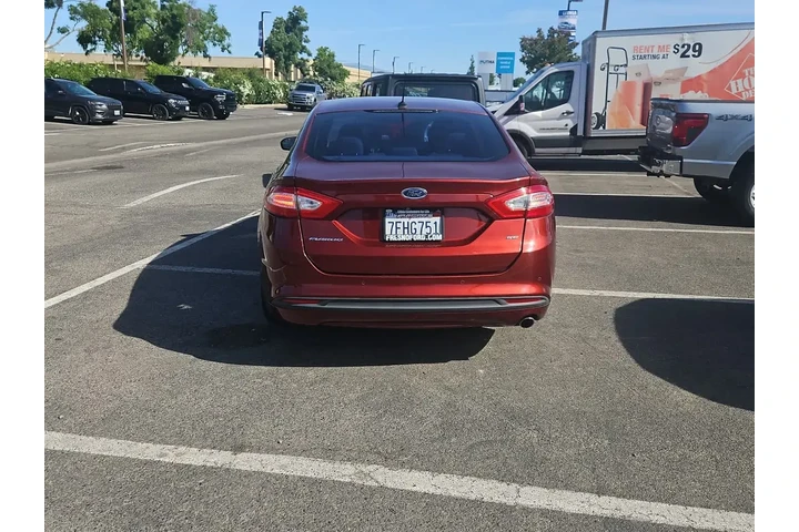 $7000 : Ford Fusion 2014 SE 4dr Seda image 8