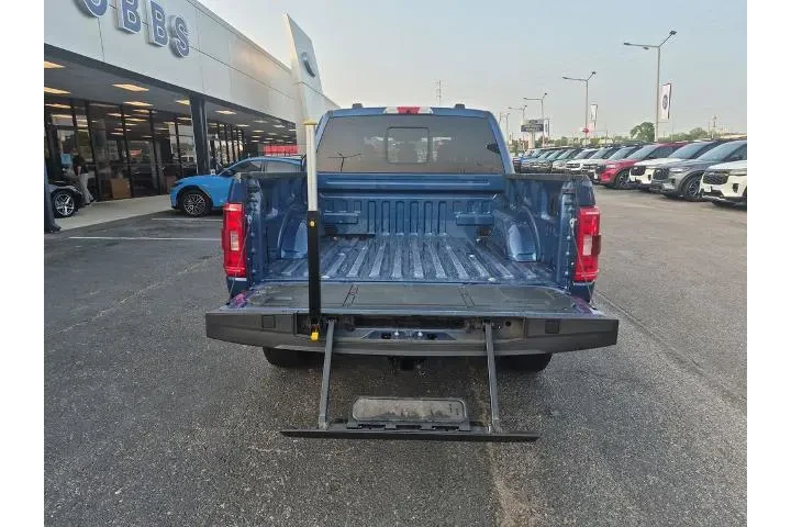 $39993 : Ford F-150 2023 4x4 Platinum image 7