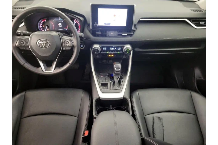 $31998 : Toyota RAV4 2023 AWD XLE Pre image 9