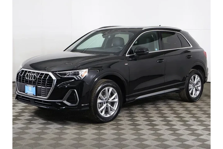 $29993 : Audi Q3 2023 AWD quattro S l image 9