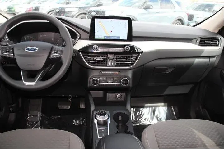 $17844 : Ford Escape 2020 SE 4dr SUV image 8