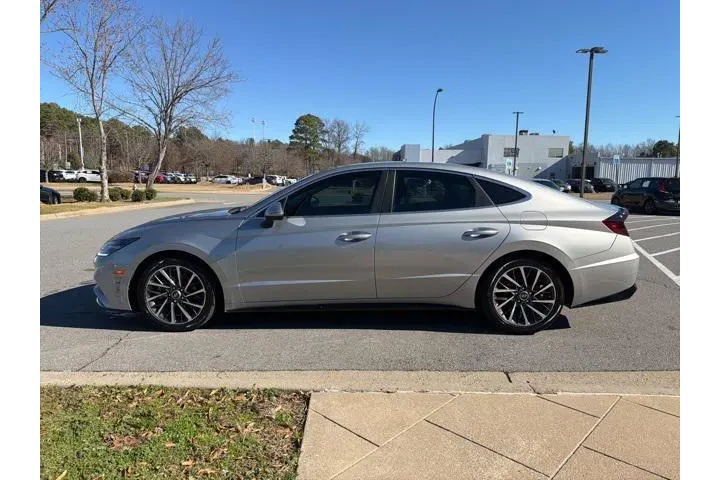 $16574 : Hyundai SONATA 2021 Limited image 4