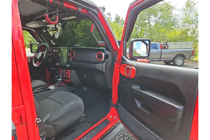 $34995 : Jeep Gladiator 2021 4x4 Spor image 10