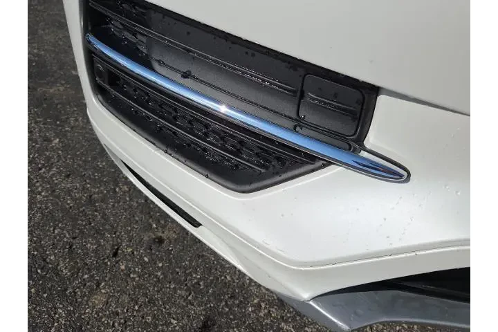 $17650 : Volvo XC90 2018 AWD T6 Momen image 6