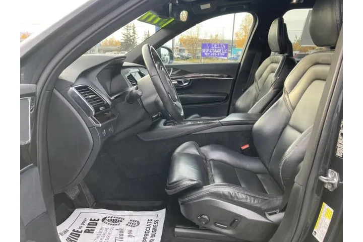 $18999 : 2017 XC90 T6 Momentum image 10