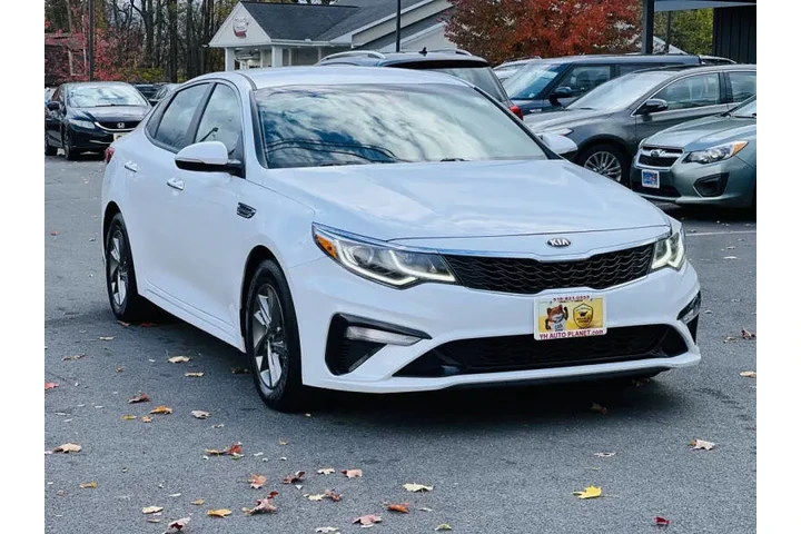 $12500 : 2019 Optima LX image 5