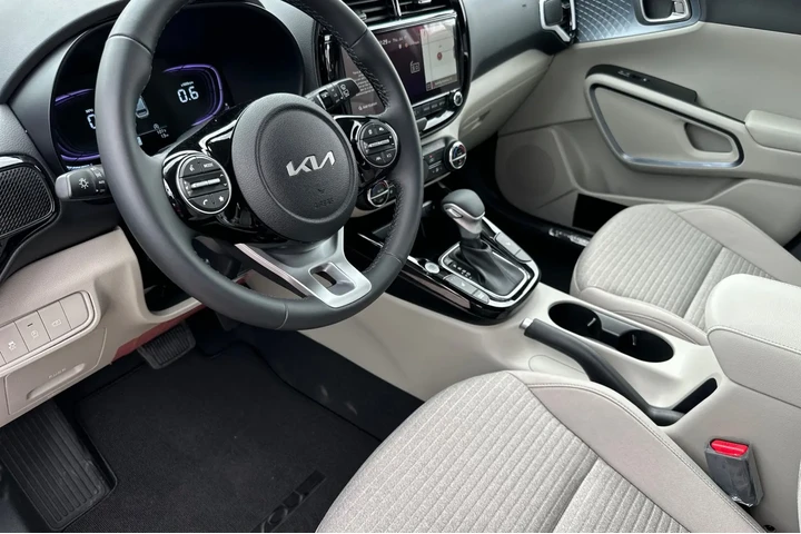 $26550 : New 2025 Soul EX image 9