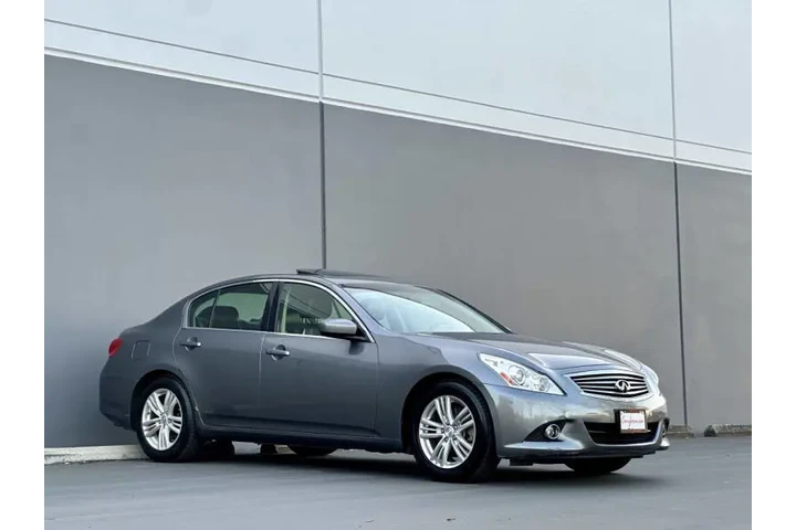 $9940 : 2012 G37 Sedan Journey image 3