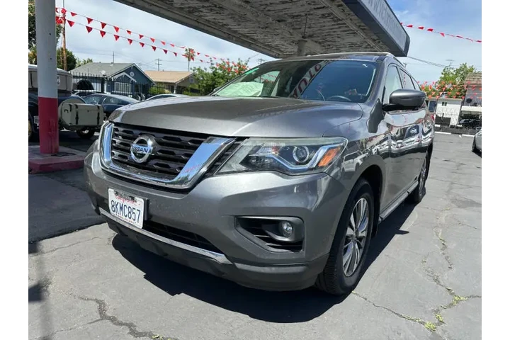 2019 Pathfinder S image 5