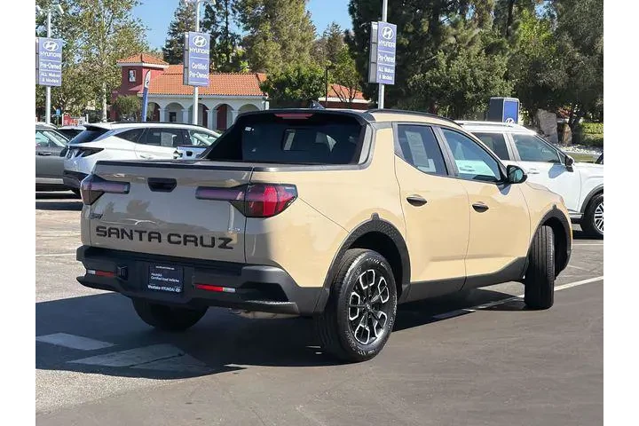 $27990 : Hyundai SANTA CRUZ 2023 AWD image 3