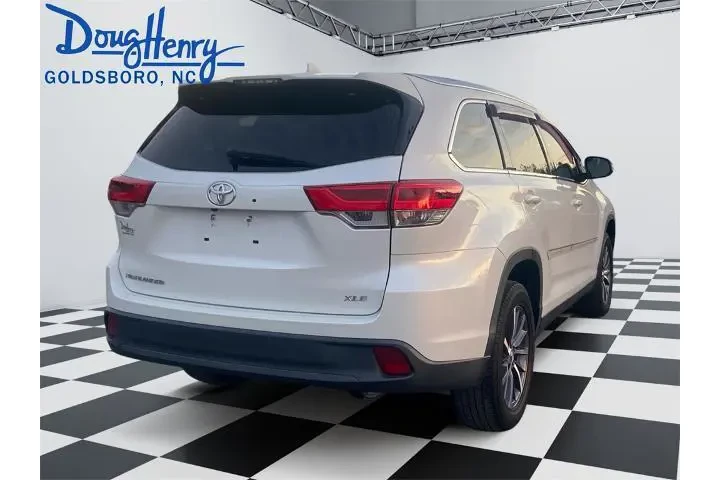 $28995 : Toyota Highlander 2019 XLE 4 image 5