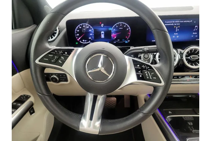 $36998 : Mercedes-Benz GLA 2025 GLA 2 image 10