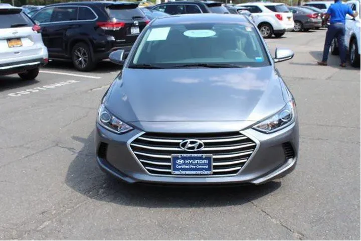 $12765 : Hyundai ELANTRA 2018 SEL 4dr image 2