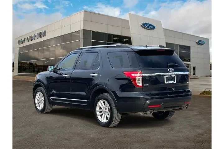 $12975 : Ford Explorer 2015 AWD XLT 4 image 3