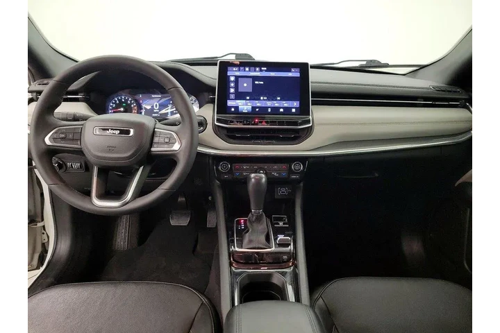 $21998 : Jeep Compass 2023 4x4 Limite image 9