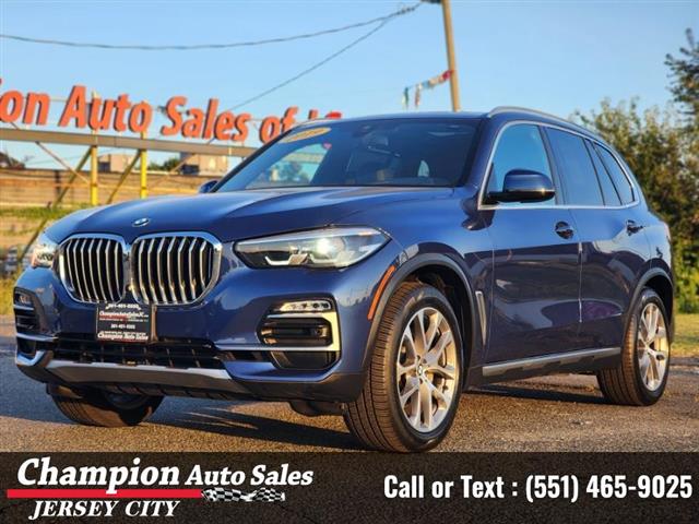 Used 2019 X5 xDrive40i Sports image 2