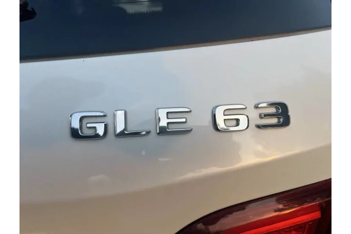 $23997 : 2017 Mercedes-Benz GLE AMG GL image 8