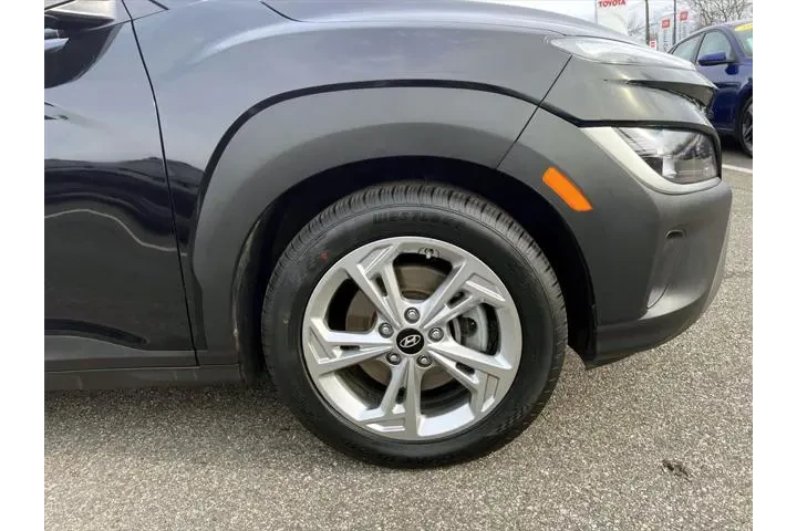 $20995 : Hyundai KONA 2023 AWD SEL 4d image 6