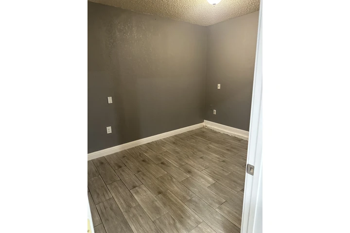 $1600 : Estudio for rent image 6