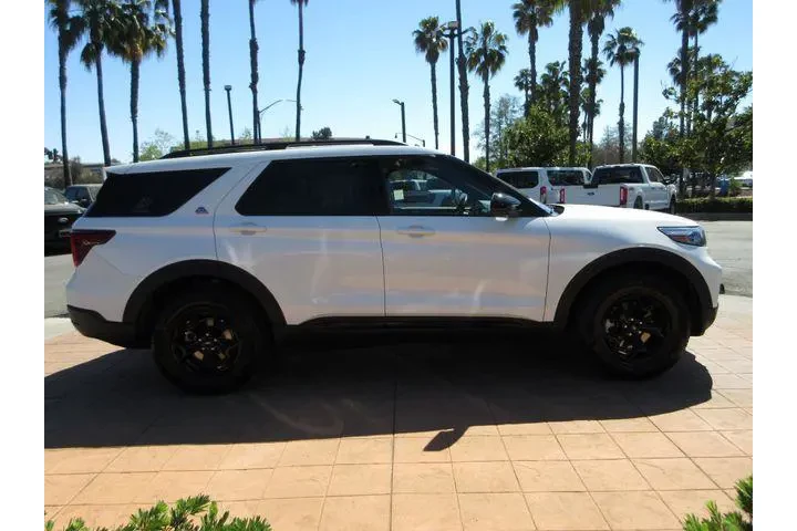 $35161 : Ford Explorer 2023 AWD Timbe image 5