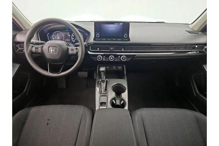 $22998 : Honda Civic 2024 LX 4dr Seda image 9