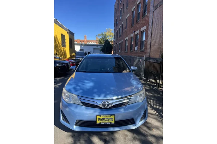 $9999 : 2012 Camry LE image 9