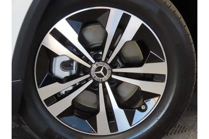 $36995 : Mercedes-Benz GLA 2025 GLA 2 image 5