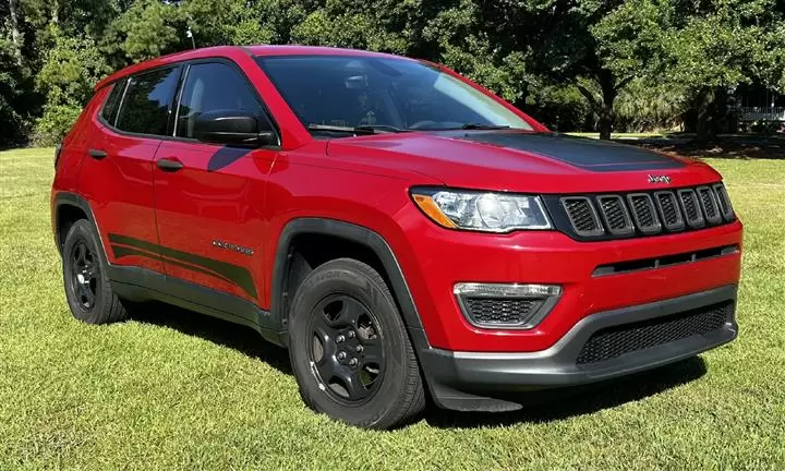 $8500 : 2018 Jeep Compass SPORT image 2