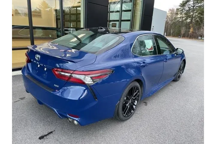 $29390 : Toyota Camry 2023 XSE V6 4dr image 6