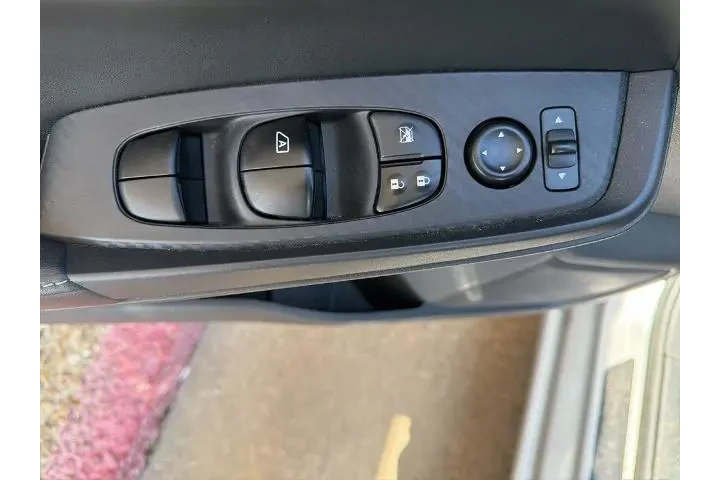 $17705 : Nissan Sentra 2022 SV 4dr Se image 6