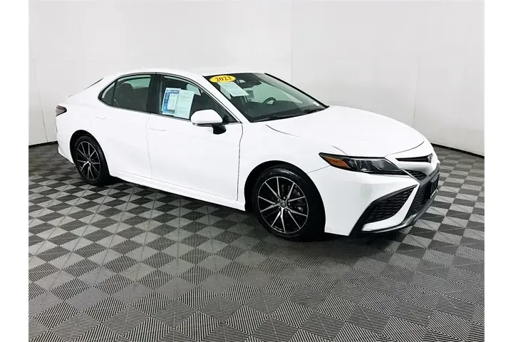 $24500 : Toyota Camry 2023 SE 4dr Sed image 1