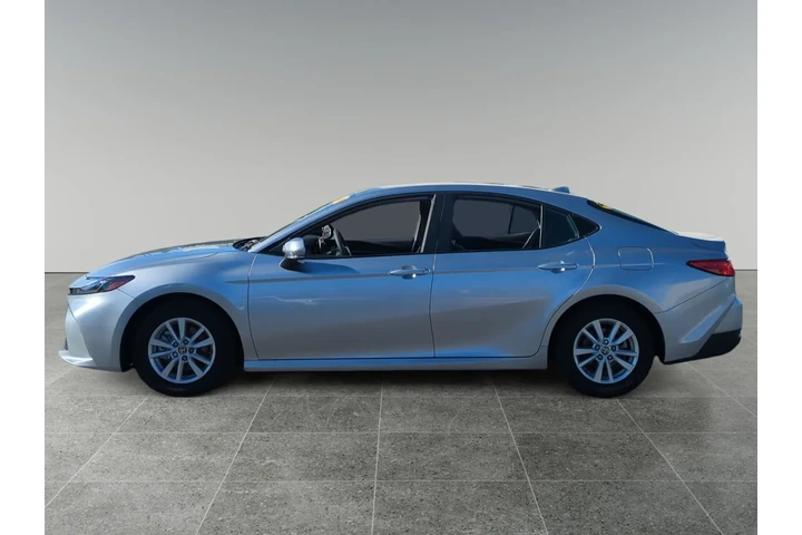 $29300 : Toyota Camry 2025 SE 4dr Sed image 2