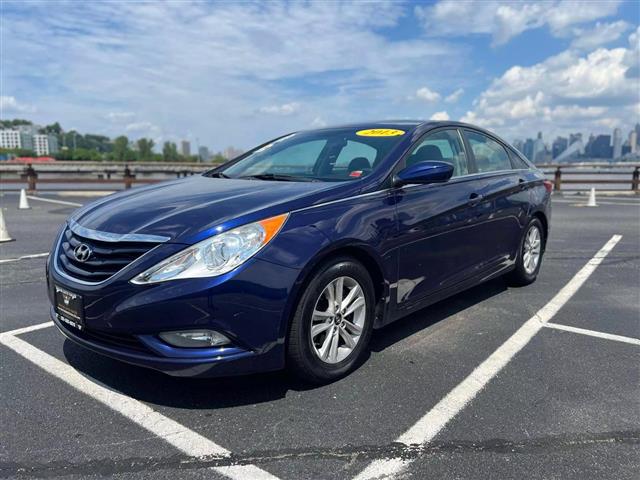 $7200 : 2013 HYUNDAI SONATA image 4