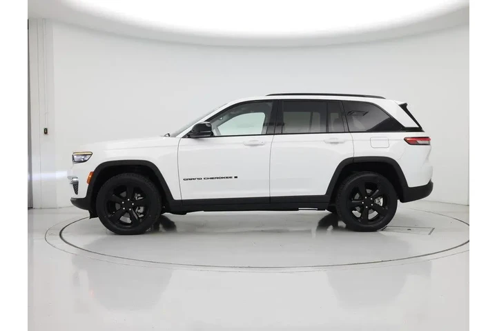 $28998 : Jeep Grand Cherokee 2023 4x4 image 3