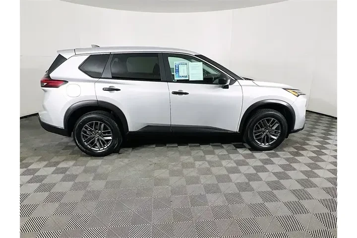 $19500 : Nissan Rogue 2024 S 4dr Cros image 8