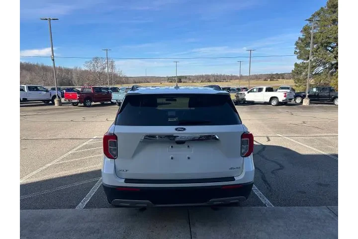 $33995 : Ford Explorer 2022 AWD XLT 4 image 6