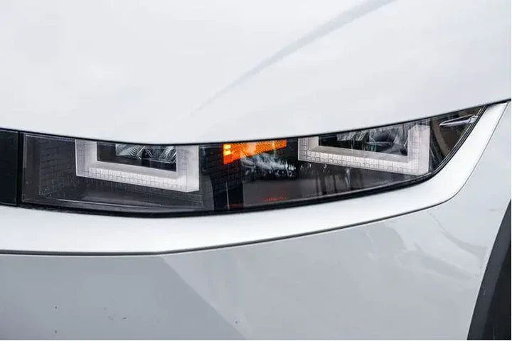 $25499 : Hyundai IONIQ 5 2023 SEL 4dr image 8