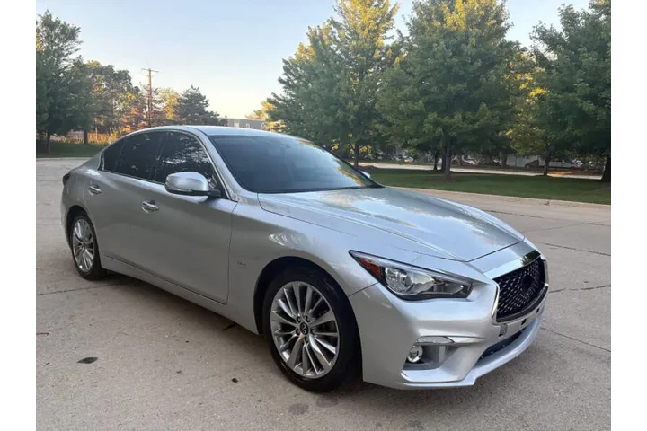 $17997 : 2020 Q50 3.0T Luxe image 1