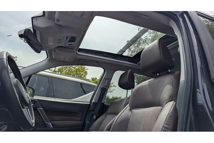 $18499 : 2018 Forester 2.5i Touring image 4