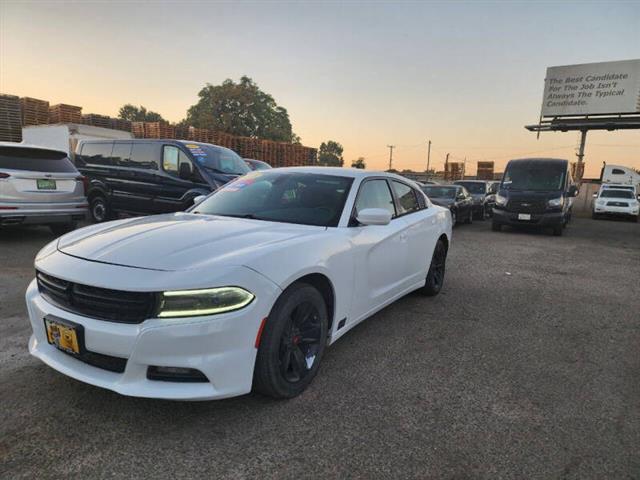 $9999 : 2016 Charger SXT image 4