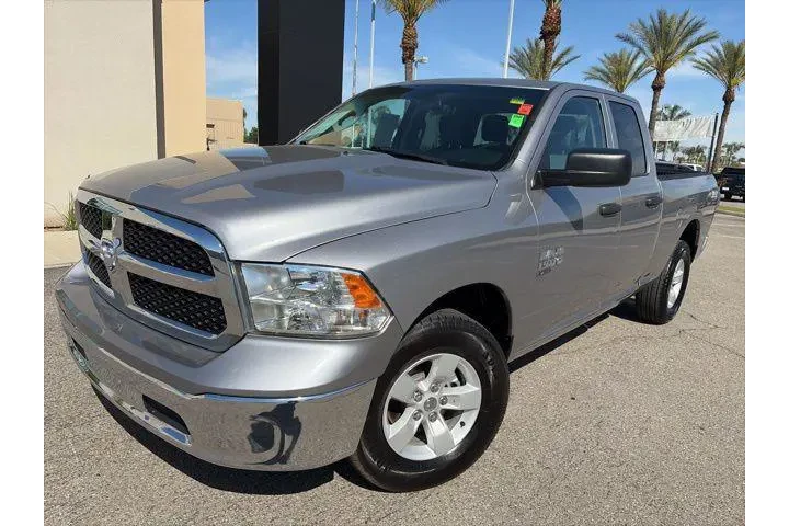 $28995 : Ram 1500 Classic 2024 image 2