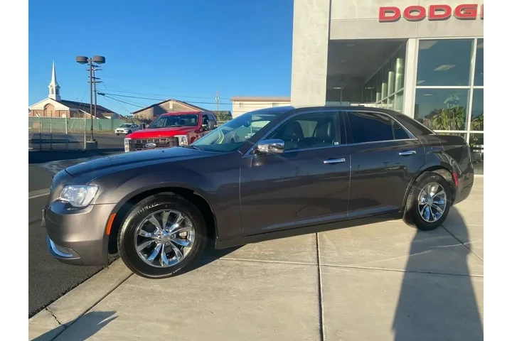 $14488 : Chrysler 300 2016 Limited 4d image 2