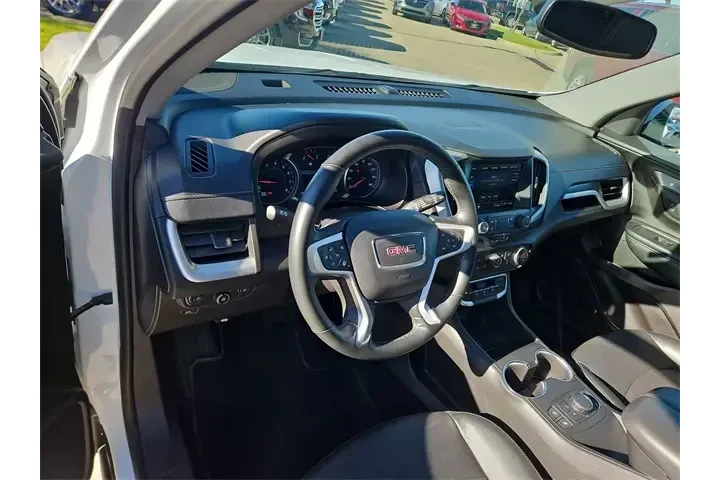 $21987 : GMC Terrain 2024 AWD SLT 4dr image 10