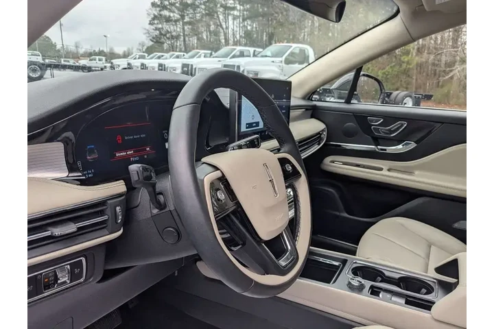 $39991 : Lincoln Corsair 2025 Premier image 10