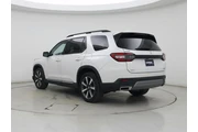 $39998 : Honda Pilot 2023 AWD Touring thumbnail