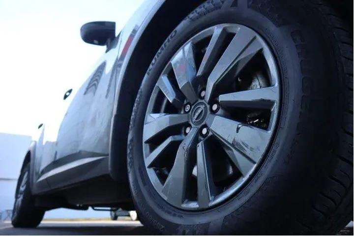 $30609 : Nissan Pathfinder 2024 AWD S image 8