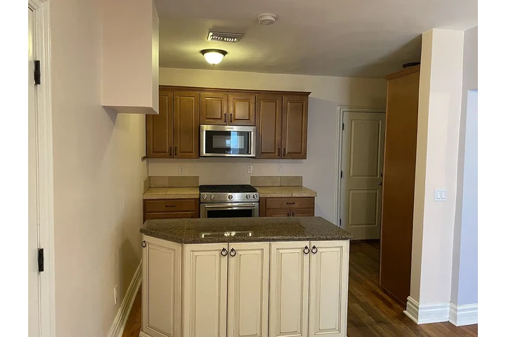 $900 : ¡Bienvenido a esta casa de 2 image 4