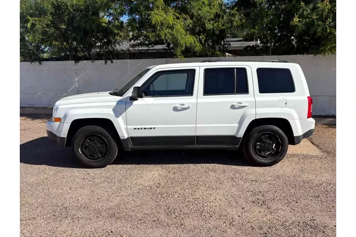 $5978 : 2017 Patriot Sport image 3