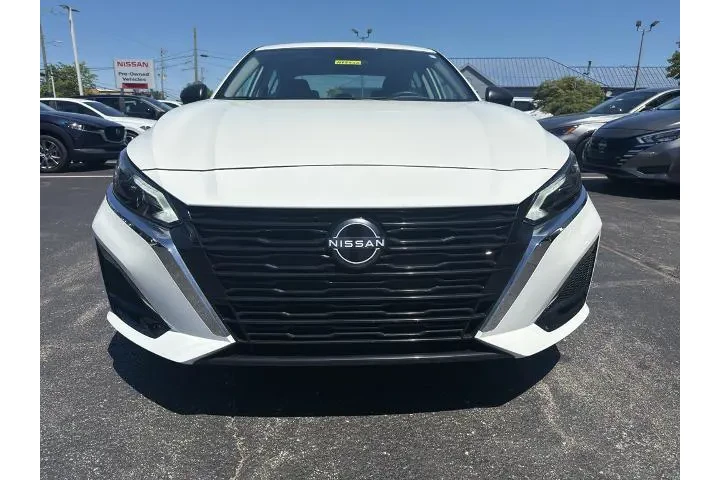 $23995 : Nissan Altima 2025 2.5 SV 4d image 9